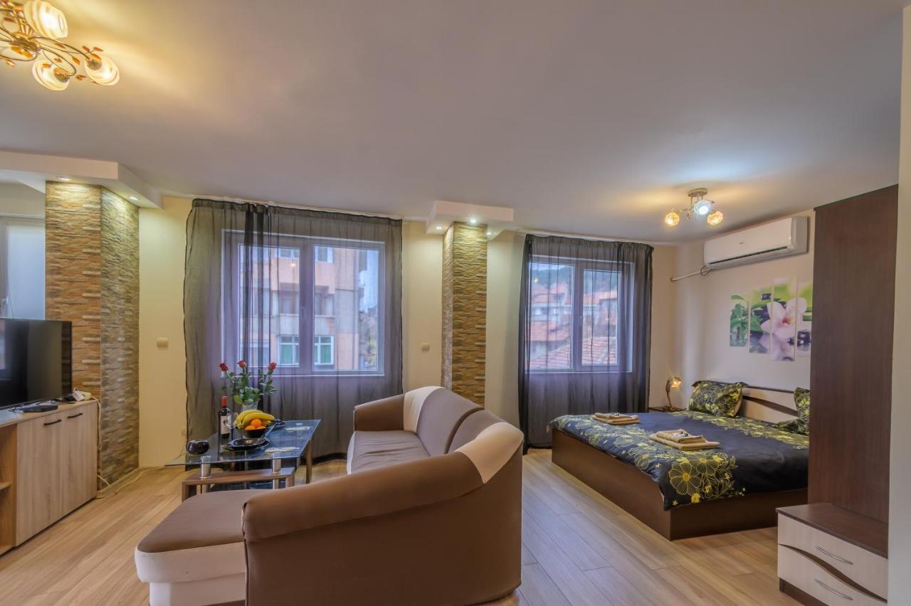 Cozy & Delightful Apart & Aubg & Free Garage Parking Blagoevgrad Extérieur photo